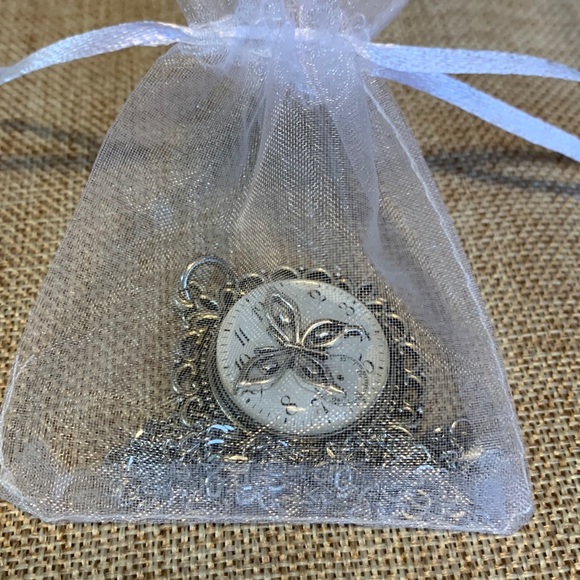 Butterfly 3D Necklace 30” NWOT Handmade - Picture 7 of 7